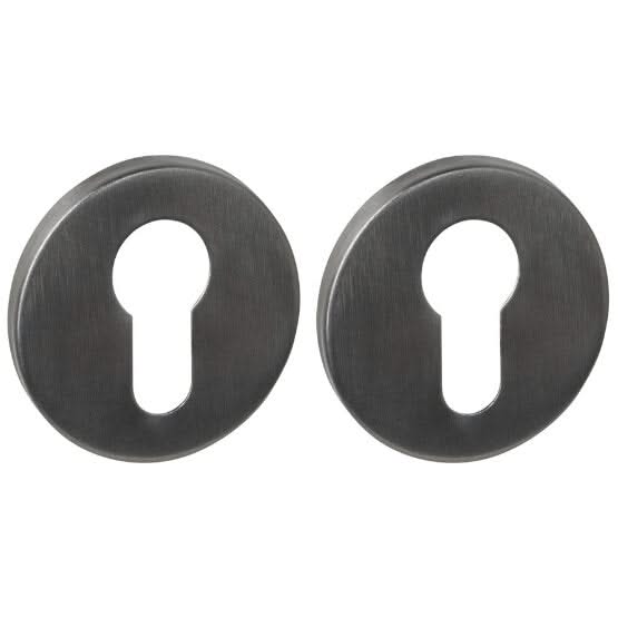 Intersteel Q cilinderrozet verdekt zwart PVD ø52 mm vooraanzicht