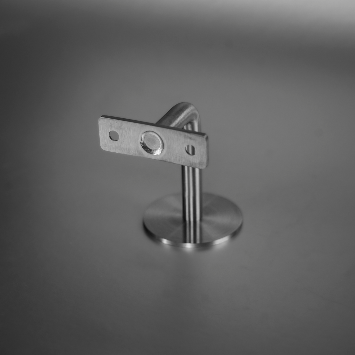 Intersteel | Leuninghouder gebogen vlak zadel | RVS Geborsteld