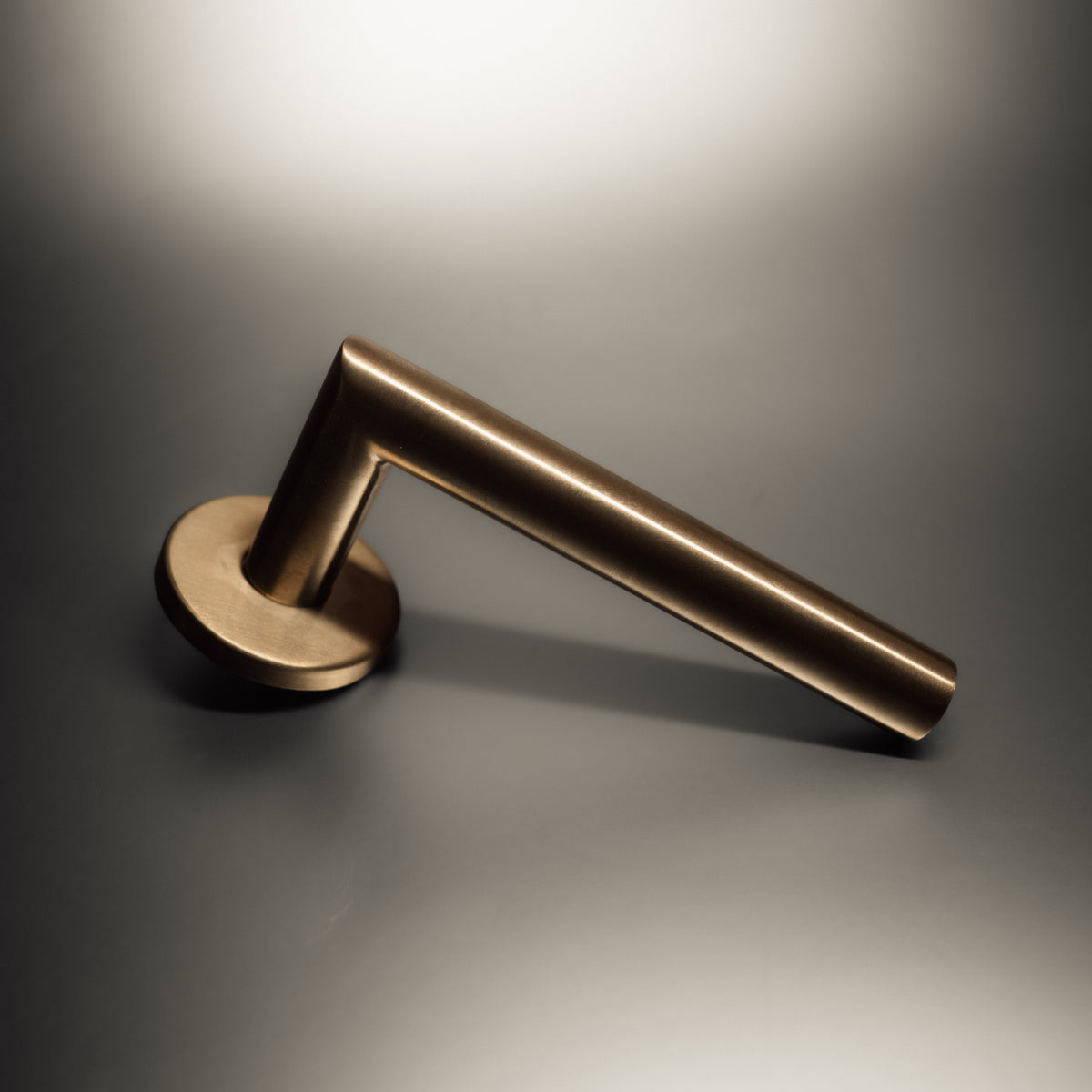 Griff Meister deurkruk Cornisa Champagne PVD – detail