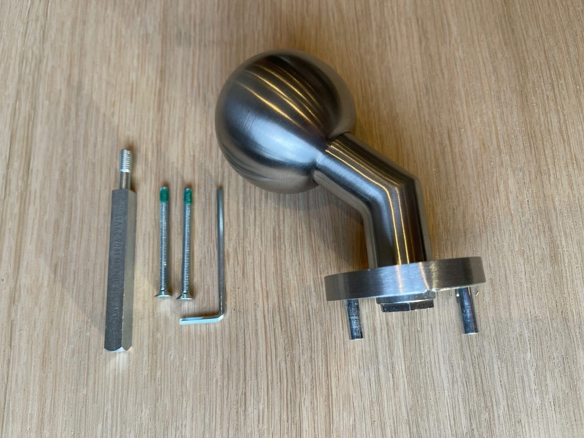 Hafi Private Line deurknop model 286 bolle verkropte knop RVS geborsteld – detailfoto