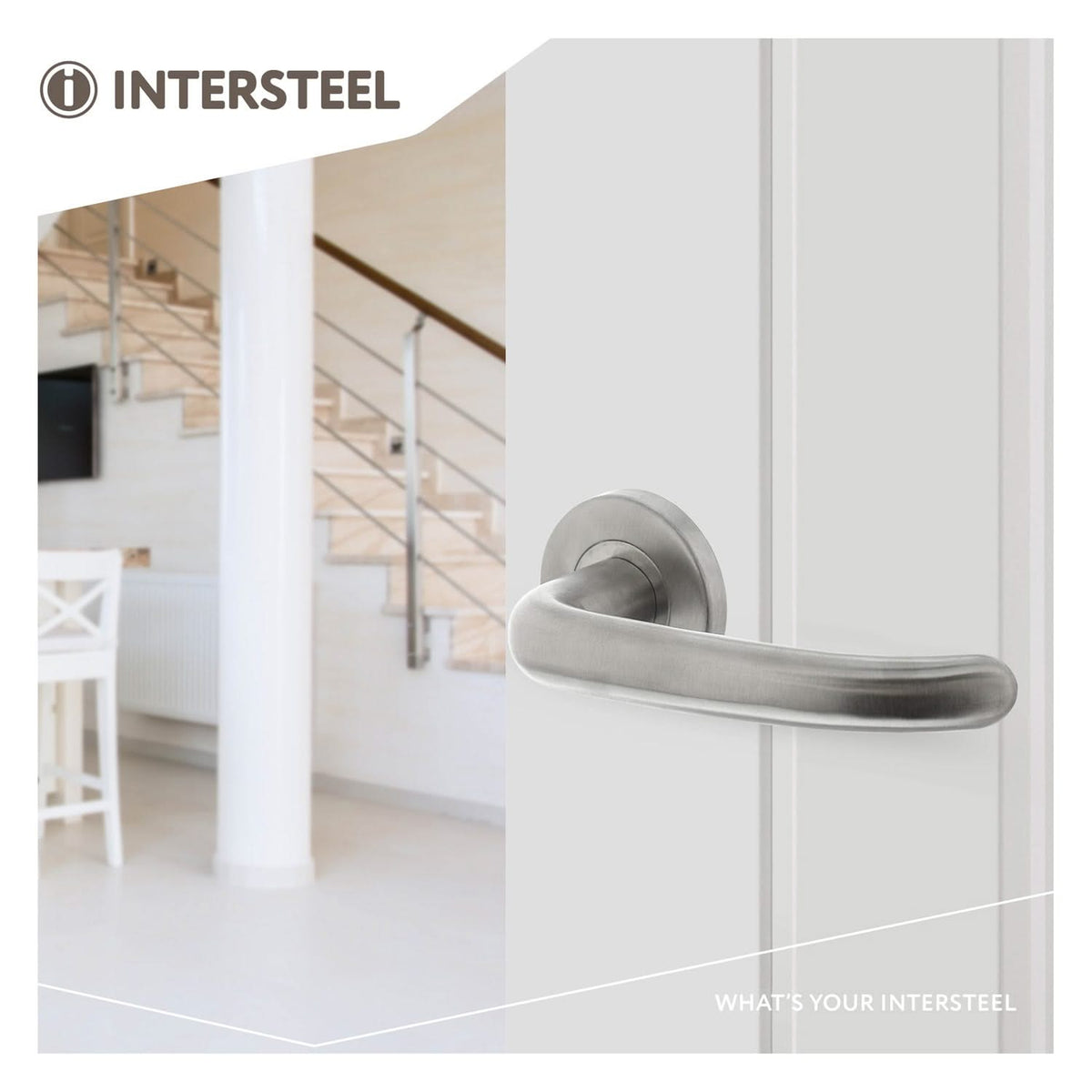 Intersteel deurkruk Sabel op rozet met nok RVS geborsteld – gemonteerd