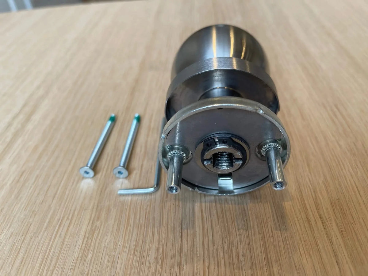 Hafi Private Line deurknop model 280 platte draaibare knop RVS geborsteld – detailfoto