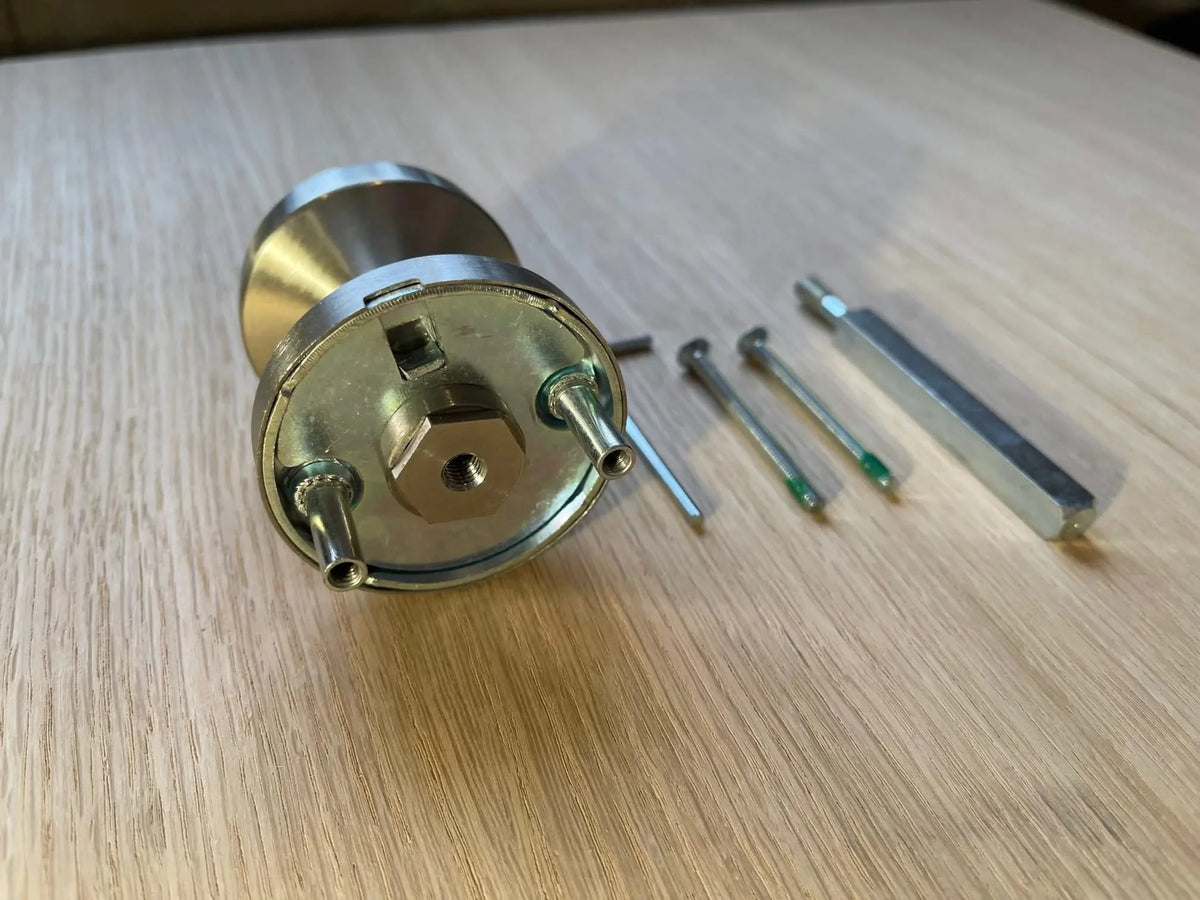 Hafi Private Line deurknop model 280 platte knop RVS geborsteld – detailfoto