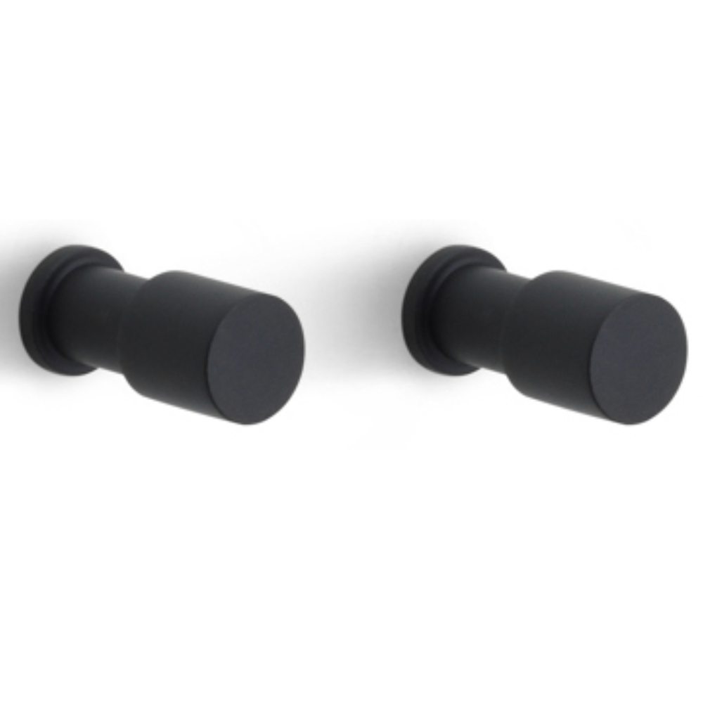 FORMANI ONE PB20 set van 2 haken mat zwart – vooraanzicht