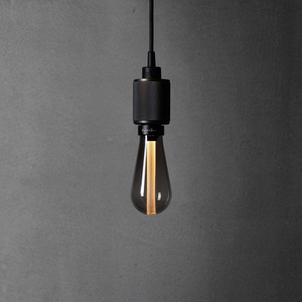 Buster + Punch Buster Bulb E27 ledlamp Smoked – gemonteerd in armatuur