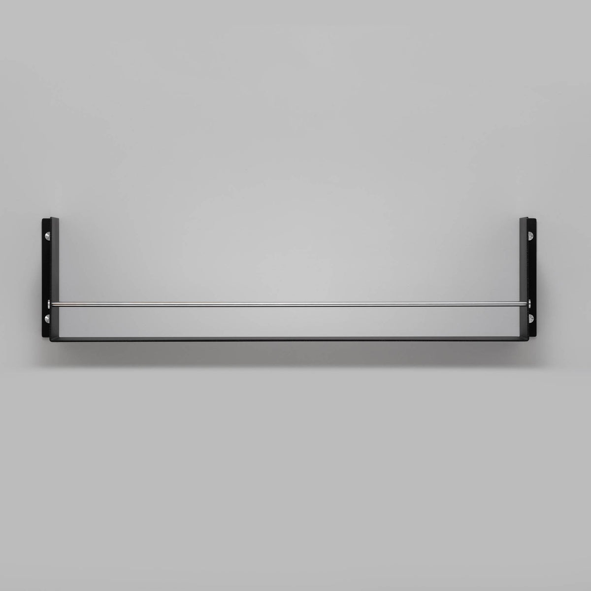 Buster + Punch Girder keukenplank Zwart met Steel detailfoto