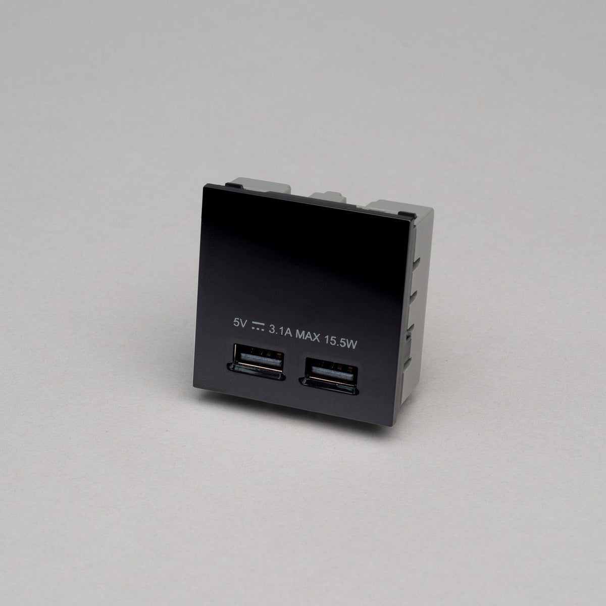 Buster + Punch USB-module A+A 50 mm zwart vooraanzicht