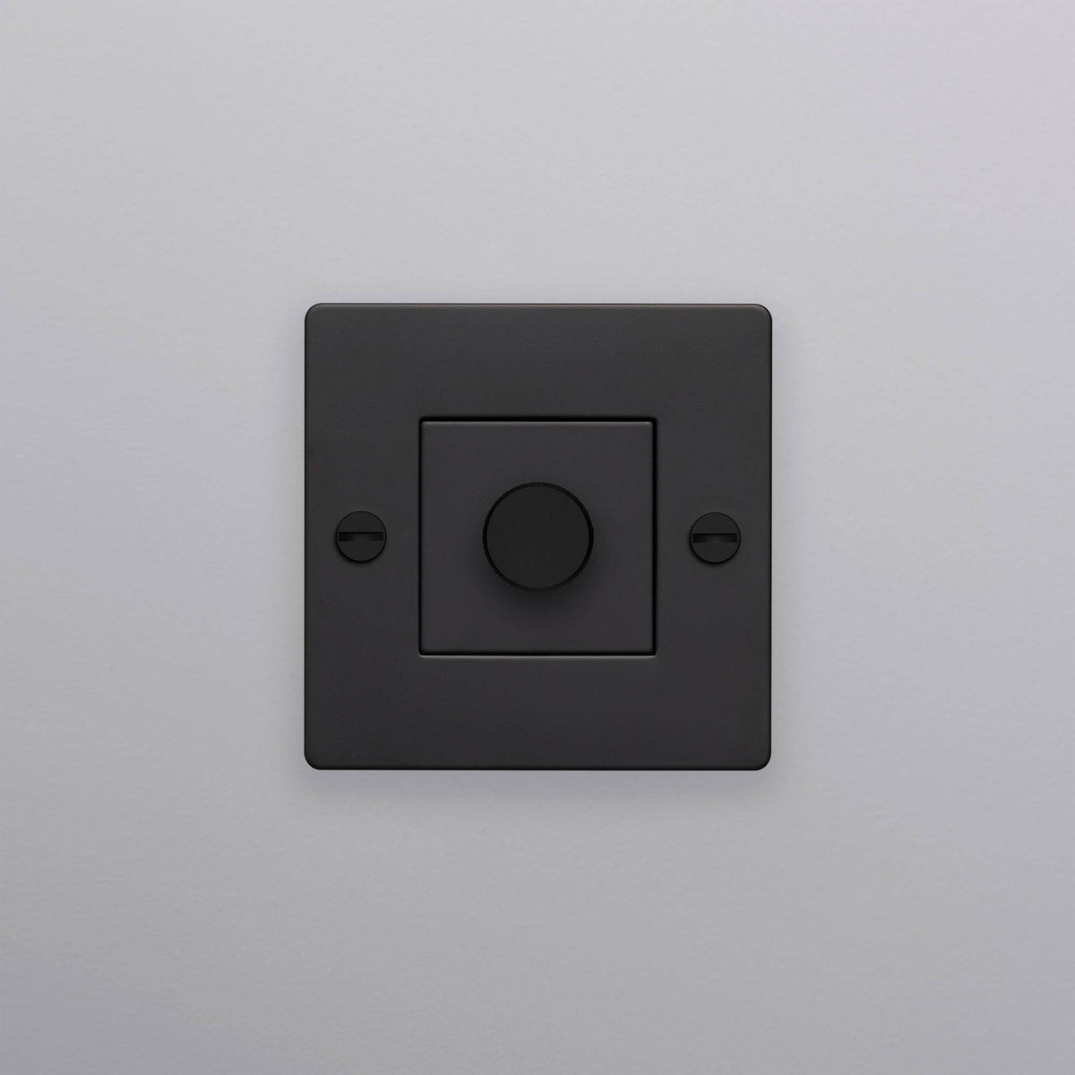 Buster + Punch dimmer Cross Zwart detail