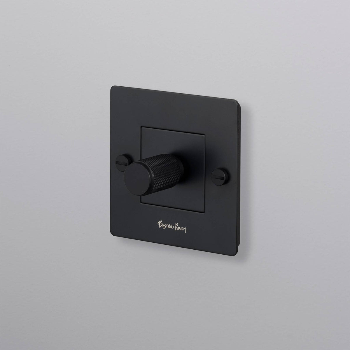Buster + Punch Dimmer Cross impuls zwart vooraanzicht
