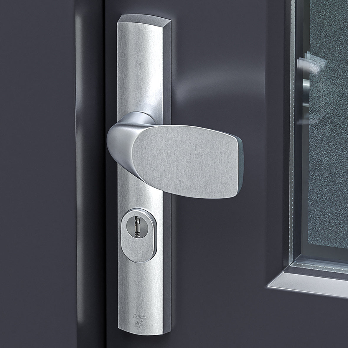 AXA | Veiligheidsbeslag Premium smal kruk Wing+Arrow PC92 anti-kerntrek | Aluminium naturel