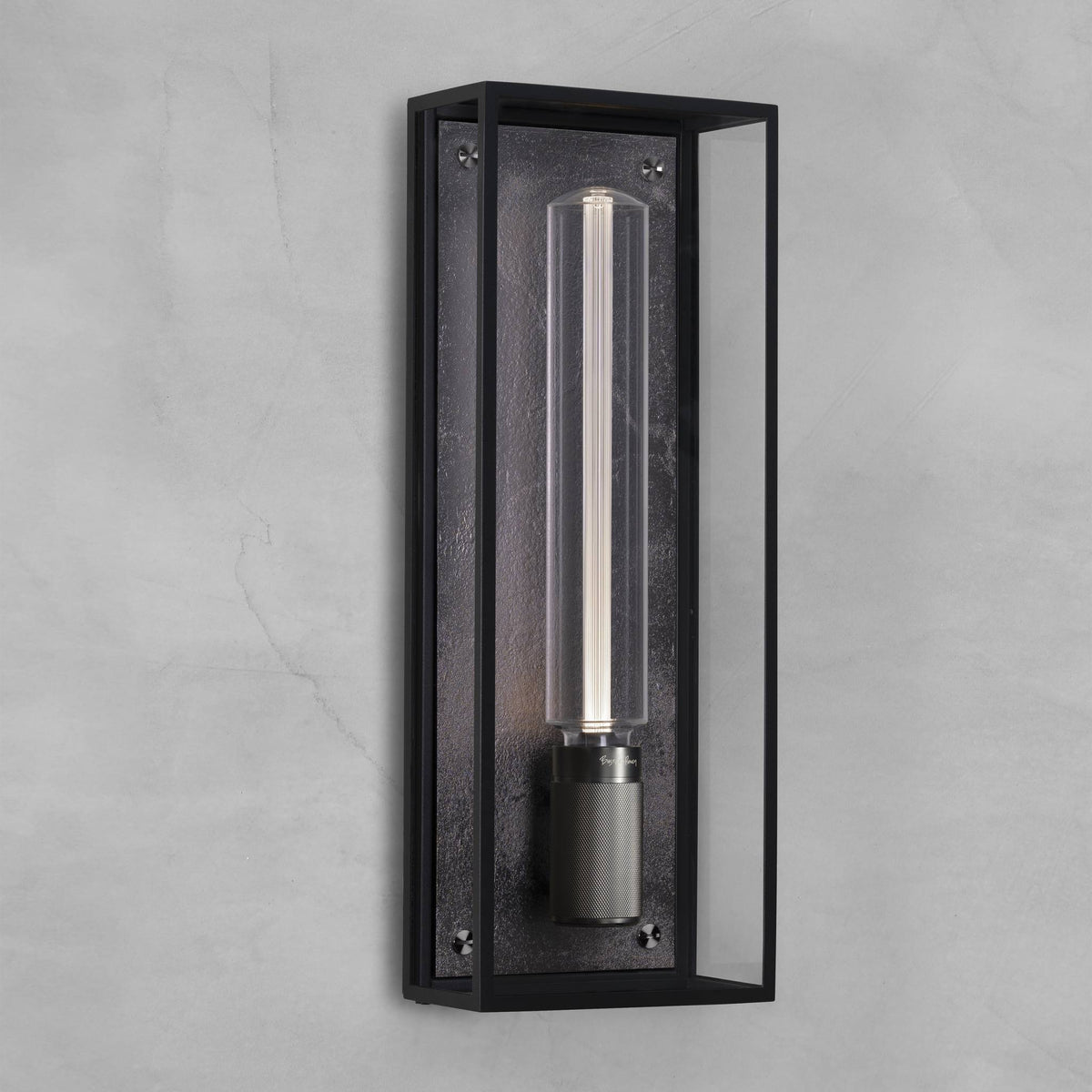 Buster + Punch Caged Wet Wall wandlamp Gun Metal - vooraanzicht