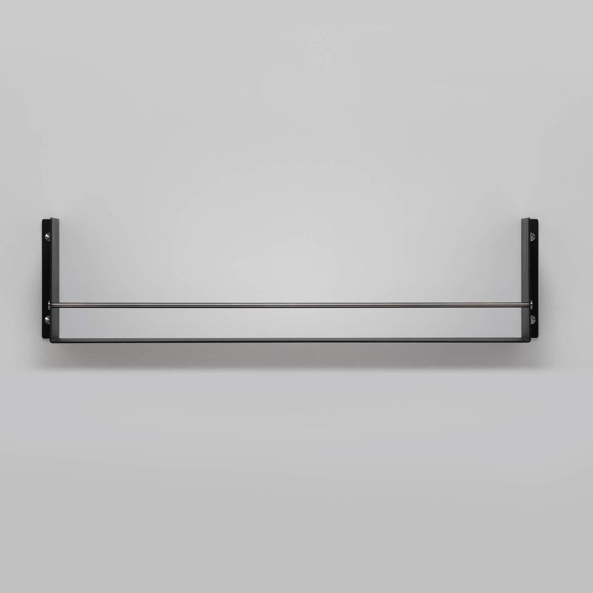 Buster + Punch Girder keukenplank Zwart met Gun Metal detailfoto