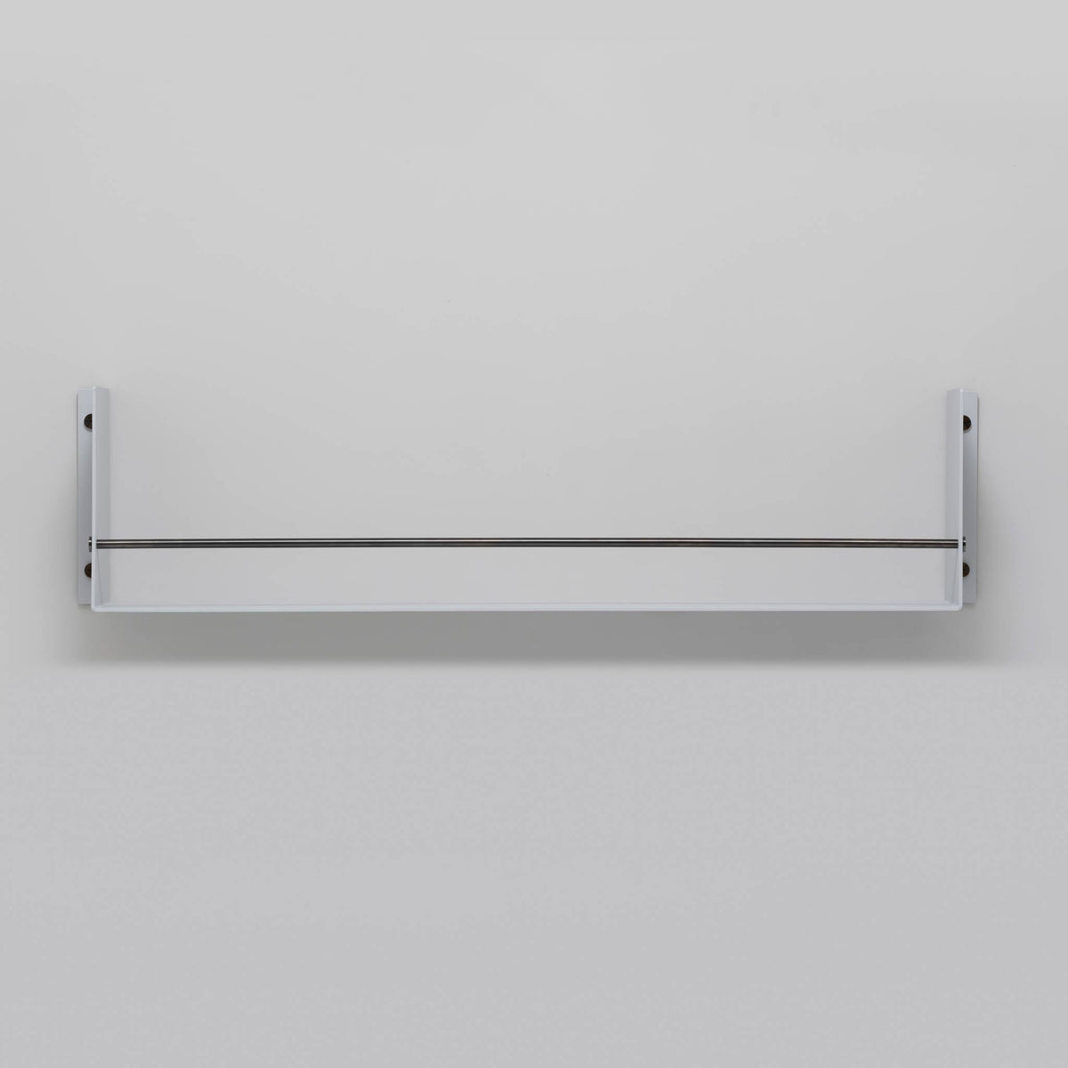 Buster + Punch Girder keukenplank Grijs met Gun Metal detailfoto